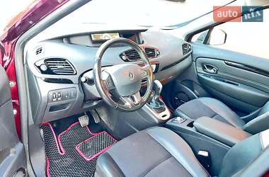 Минивэн Renault Megane Scenic 2013 в 