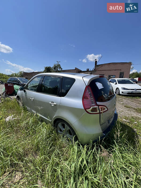 Renault Megane Scenic 2010
