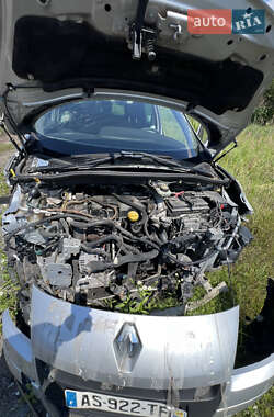 Минивэн Renault Megane Scenic 2010 в 