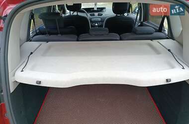 Минивэн Renault Megane Scenic 2010 в 