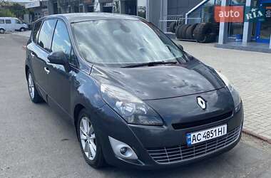 Минивэн Renault Megane Scenic 2010 в 