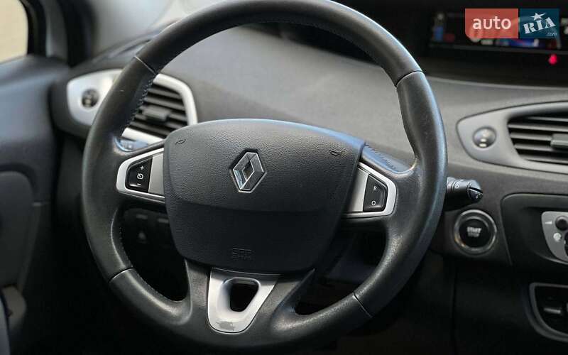 Минивэн Renault Megane Scenic 2012 в Ивано-Франковске
