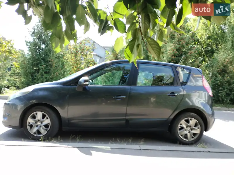 Renault Megane Scenic