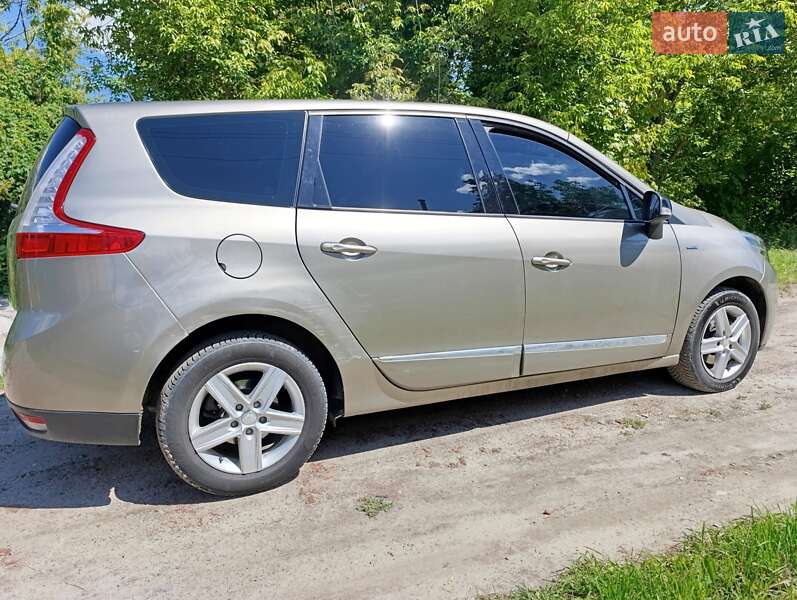 Мінівен Renault Megane Scenic 2012 в Полтаві