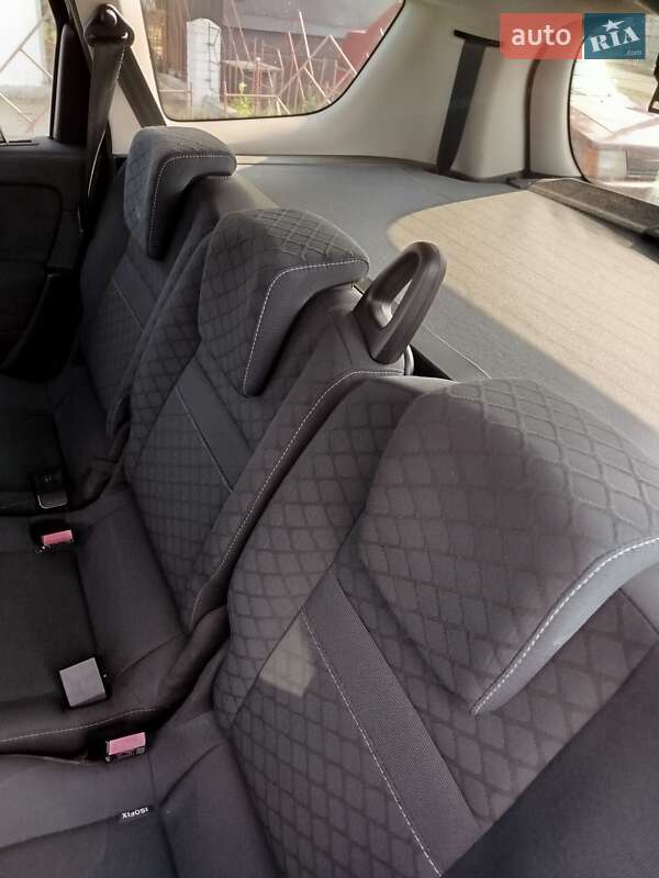 Минивэн Renault Megane Scenic 2011 в Киеве