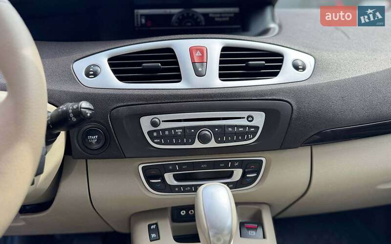 Минивэн Renault Megane Scenic 2010 в Черновцах