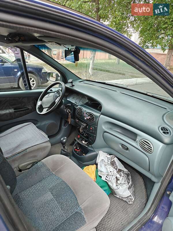 Минивэн Renault Megane Scenic 1999 в Верхнеднепровске фото 13 Минивэн Renault Megane Scenic 1999 в Верхнеднепровске