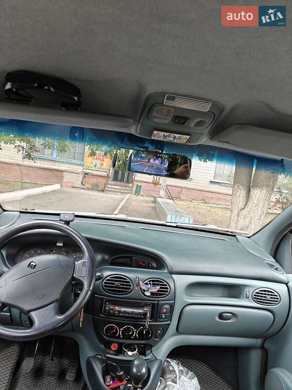 Минивэн Renault Megane Scenic 1999 в Верхнеднепровске фото 27 Минивэн Renault Megane Scenic 1999 в Верхнеднепровске