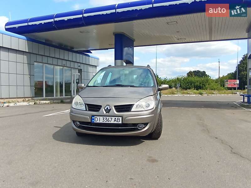 Минивэн Renault Megane Scenic 2009 в 