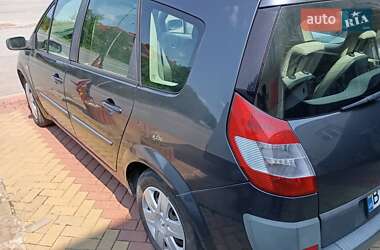 Мінівен Renault Megane Scenic 2006 в  фото 3 Мінівен Renault Megane Scenic 2006 в