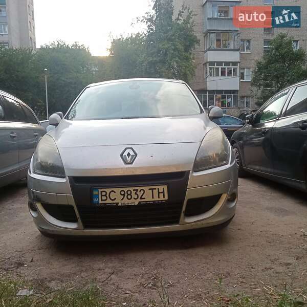 Renault Megane Scenic 2010
