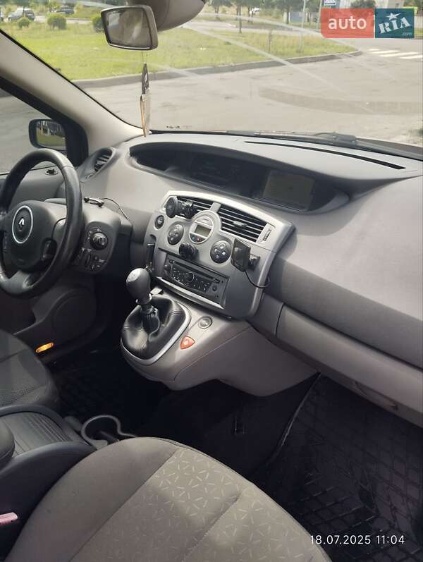 Мінівен Renault Megane Scenic 2009 в Вараші фото 5 Мінівен Renault Megane Scenic 2009 в Вараші