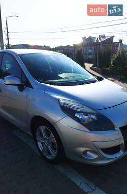 Мінівен Renault Megane Scenic 2010 в Чернівцях