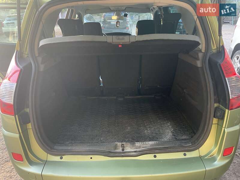 Мінівен Renault Megane Scenic 2007 в Кривому Розі фото 5 Мінівен Renault Megane Scenic 2007 в Кривому Розі