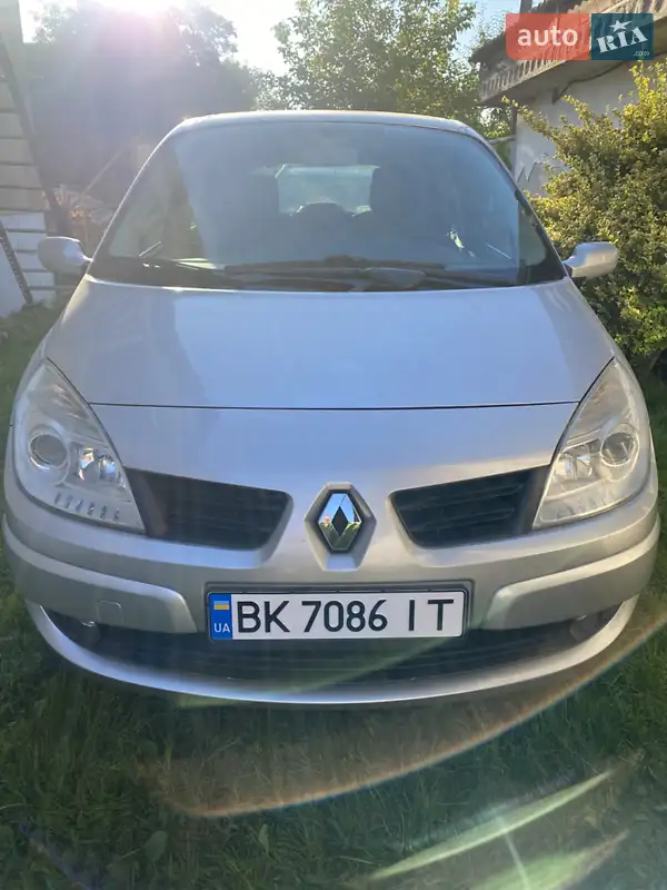 Renault Megane Scenic