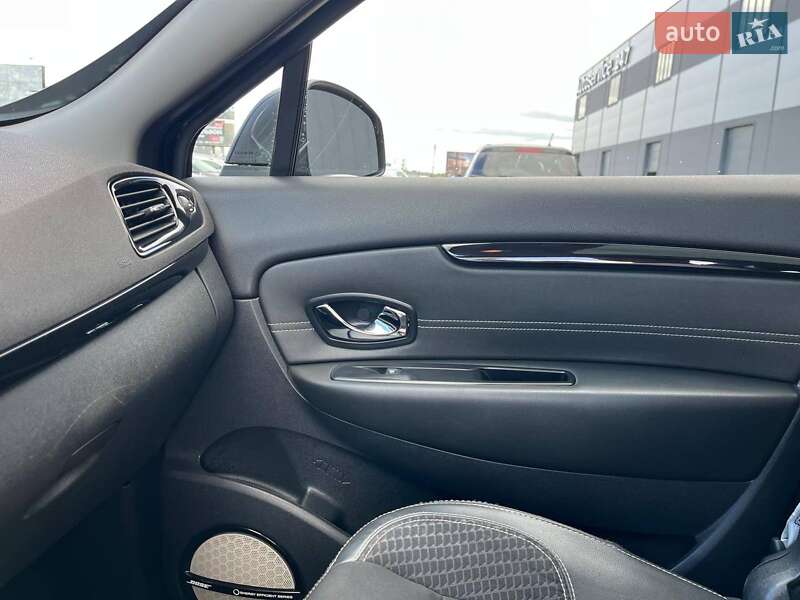 Мінівен Renault Megane Scenic 2014 в Львові фото 35 Мінівен Renault Megane Scenic 2014 в Львові