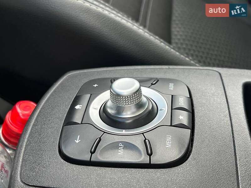 Мінівен Renault Megane Scenic 2014 в Львові фото 40 Мінівен Renault Megane Scenic 2014 в Львові