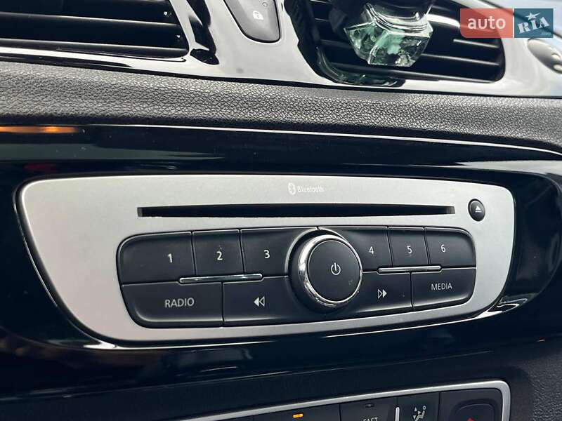 Мінівен Renault Megane Scenic 2014 в Львові фото 44 Мінівен Renault Megane Scenic 2014 в Львові