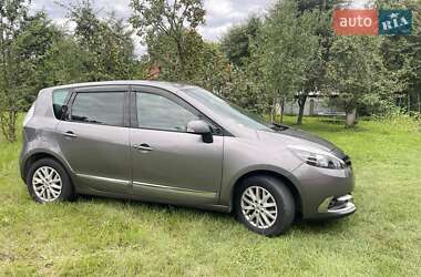 Мінівен Renault Megane Scenic 2015 в Надвірній