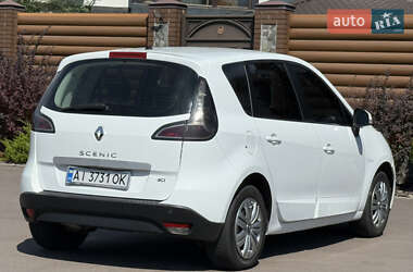 Минивэн Renault Megane Scenic 2014 в 