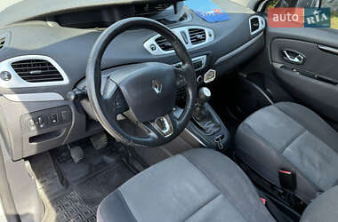 Минивэн Renault Megane Scenic 2014 в 
