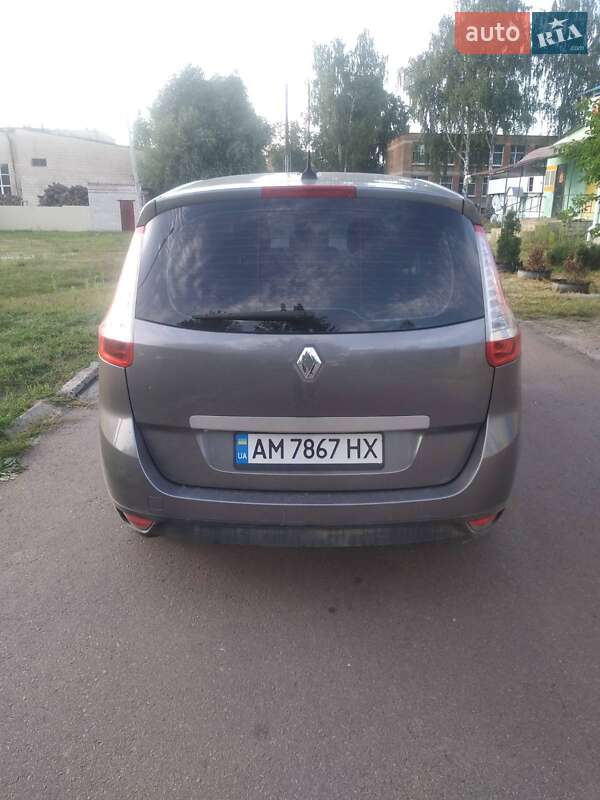 Минивэн Renault Megane Scenic 2014 в Ямполе фото 8 Минивэн Renault Megane Scenic 2014 в Ямполе