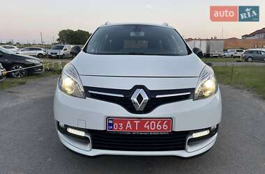 Минивэн Renault Megane Scenic 2015 в 