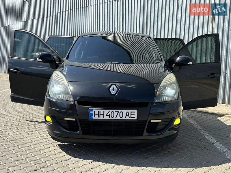 Минивэн Renault Megane Scenic 2010 в Одессе