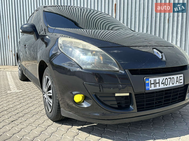 Минивэн Renault Megane Scenic 2010 в Одессе