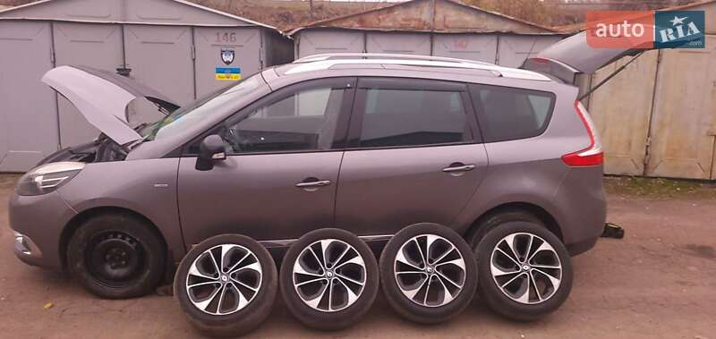 Минивэн Renault Megane Scenic 2016 в Киеве
