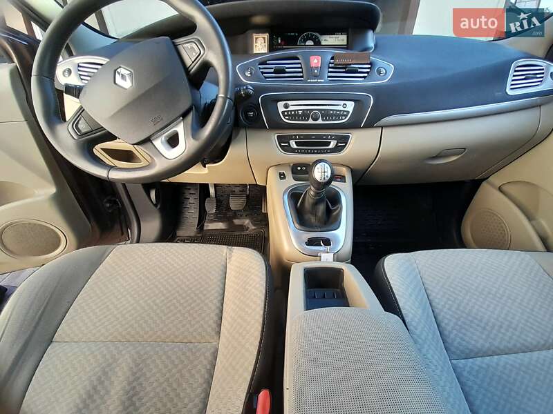 Мінівен Renault Megane Scenic 2011 в Луцьку