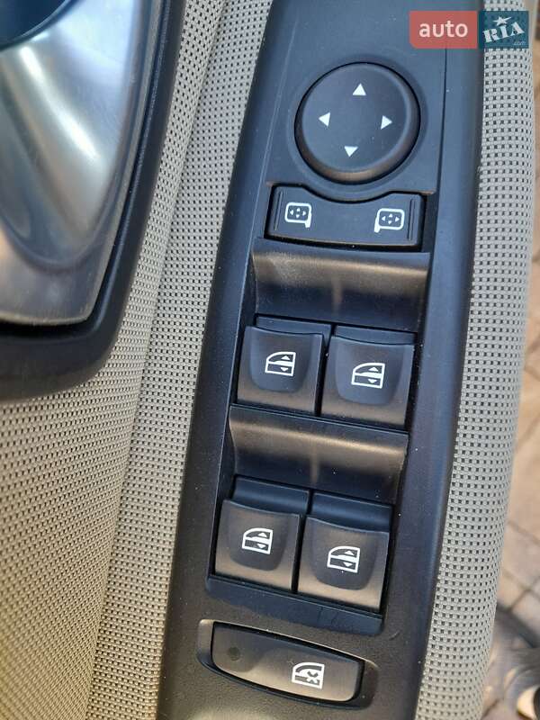 Мінівен Renault Megane Scenic 2011 в Луцьку