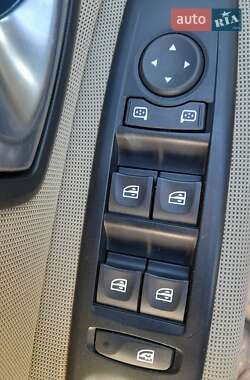 Минивэн Renault Megane Scenic 2011 в 