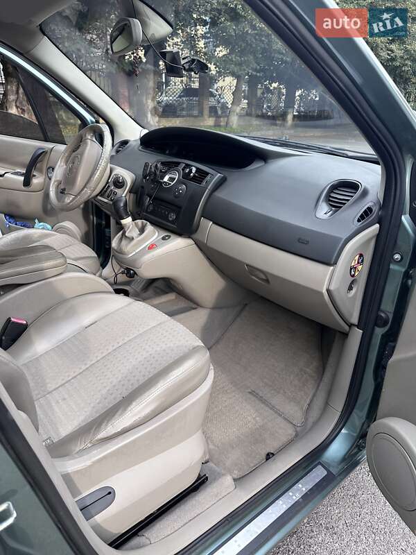 Минивэн Renault Megane Scenic 2004 в Тернополе фото 20 Минивэн Renault Megane Scenic 2004 в Тернополе