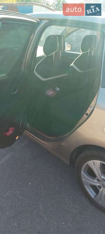 Мінівен Renault Megane Scenic 2010 в Переяславі фото 8 Мінівен Renault Megane Scenic 2010 в Переяславі