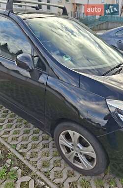 Минивэн Renault Megane Scenic 2012 в 