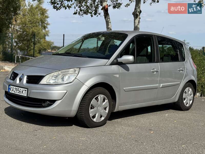Минивэн Renault Megane Scenic 2008 в Киеве