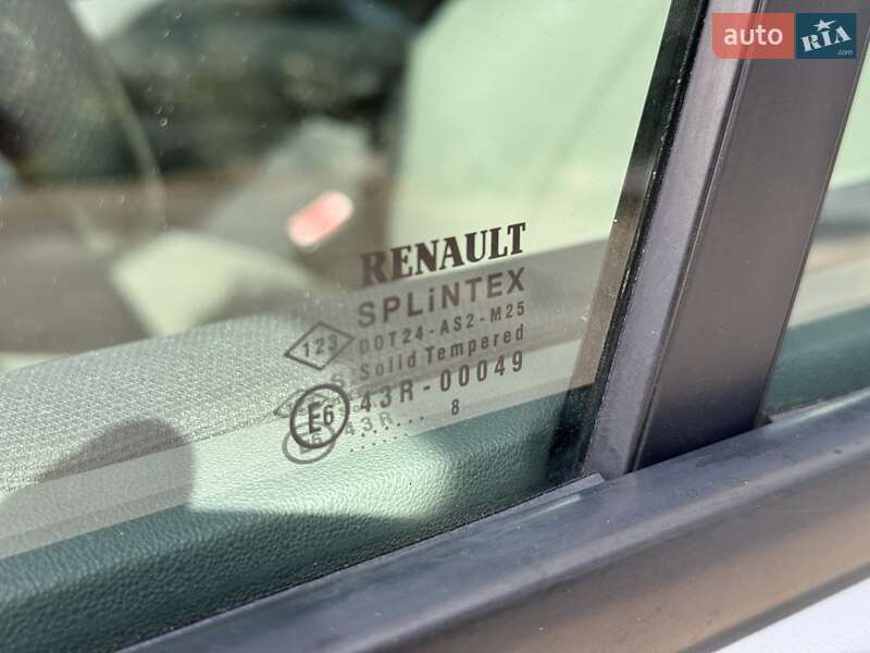 Минивэн Renault Megane Scenic 2008 в Киеве