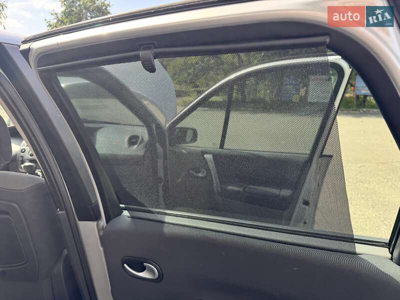 Минивэн Renault Megane Scenic 2008 в Киеве