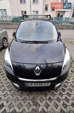 Минивэн Renault Megane Scenic 2012 в 