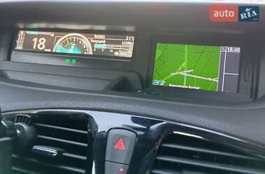 Минивэн Renault Megane Scenic 2013 в 
