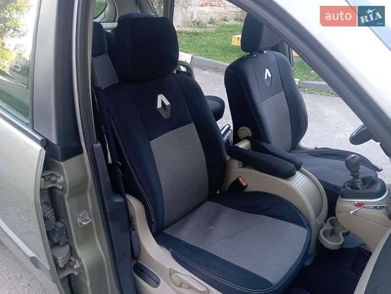 Минивэн Renault Megane Scenic 2007 в Бориславе фото 2 Минивэн Renault Megane Scenic 2007 в Бориславе