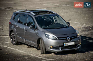 Минивэн Renault Megane Scenic 2016 в 