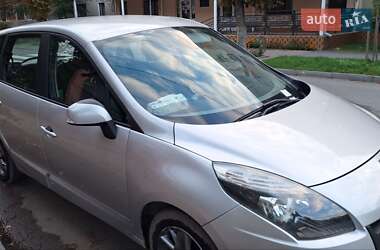 Минивэн Renault Megane Scenic 2011 в Коломые