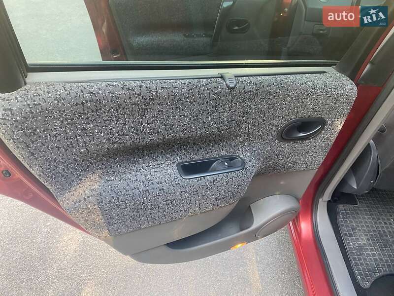 Минивэн Renault Megane Scenic 2004 в Днепре