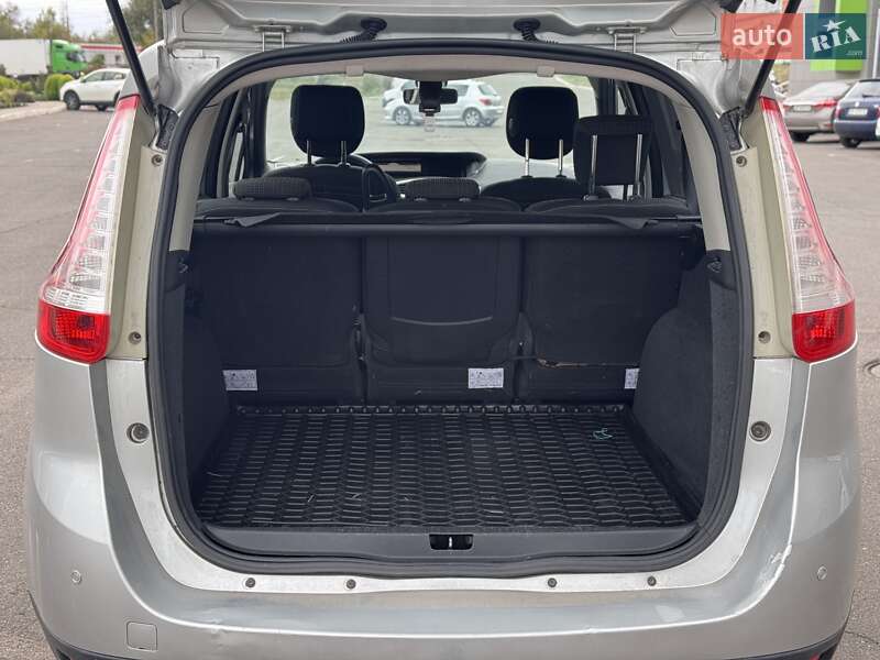 Минивэн Renault Megane Scenic 2009 в Кривом Роге