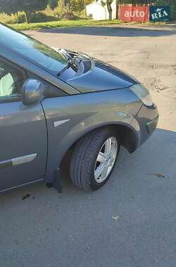 Минивэн Renault Megane Scenic 2006 в 
