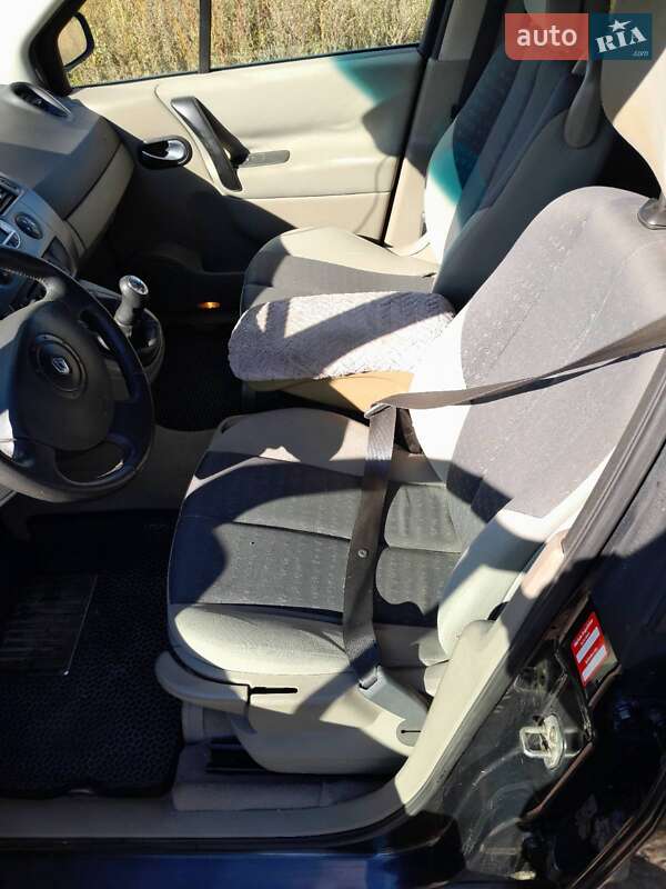 Минивэн Renault Megane Scenic 2005 в Полтаве