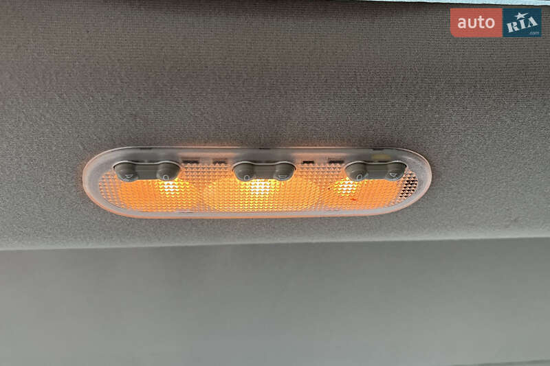 Минивэн Renault Megane Scenic 2005 в Стрые
