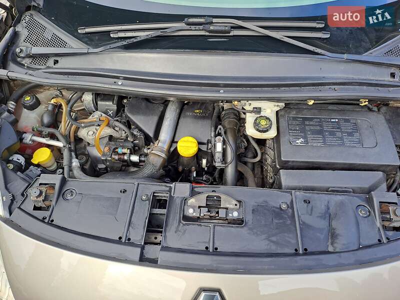 Минивэн Renault Megane Scenic 2010 в Ивано-Франковске
